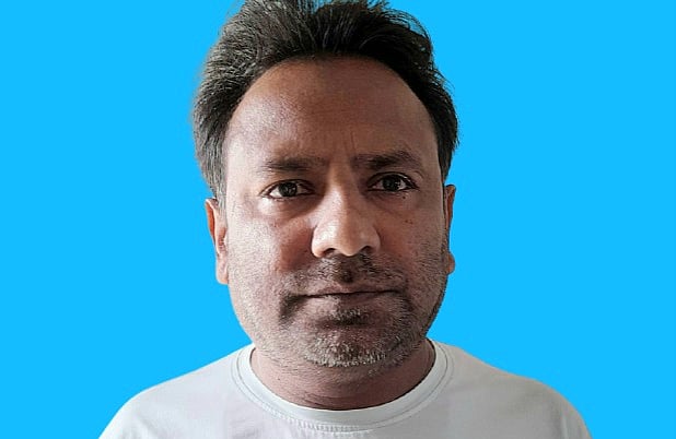 ছাত্র আন্দোলনে দুই শিক্ষার্থীকে হত্যা মামলায় গ্রেপ্তার দিনাজপুরের হাকিমপুর পৌর আওয়ামী লীগের যুগ্ম সাধারণ সম্পাদক ও পৌরসভার সাবেক কাউন্সিলর শামীম সরদার