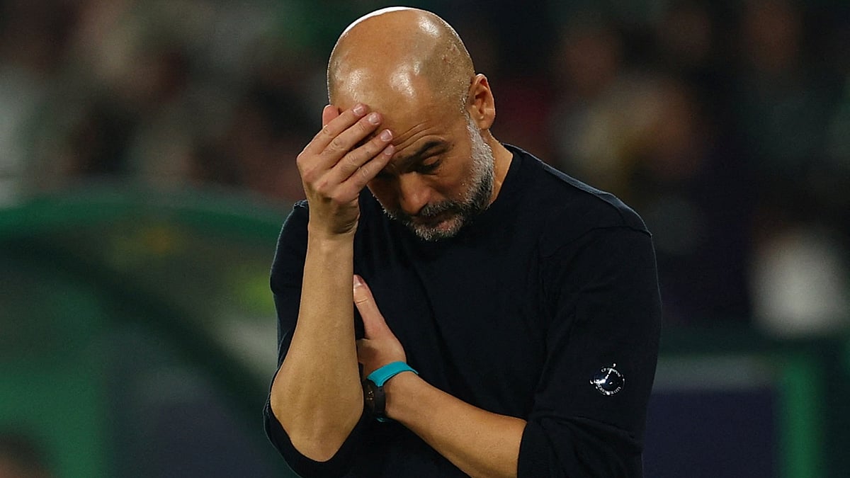 গার্দিওলার এই ছবিটিই যেন ম্যান সিটির হতাশাজনক সময়ের প্রতিচ্ছবি