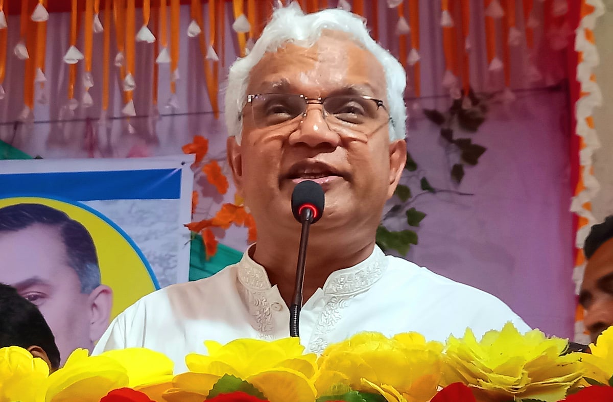 বিএনপির স্থায়ী কমিটির সদস্য এ জেড এম জাহিদ হোসেন