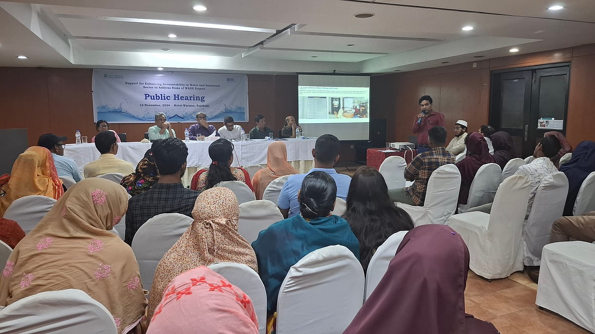 রাজশাহী ওয়াসার পানি ও পয়োনিষ্কাশন খাতে জবাবদিহি বৃদ্ধির লক্ষ্যে গণশুনানী অনুষ্ঠিত হয়েছে। আজ বুধবার সকালে