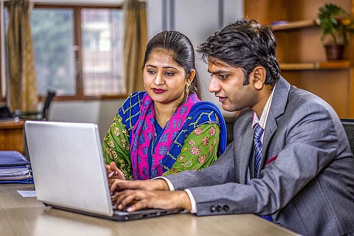 ছবিটি প্রতীকী