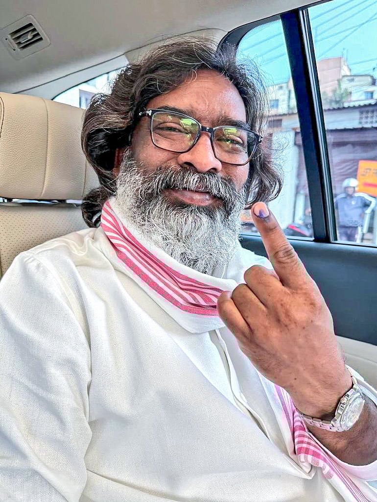 ভারতের ঝাড়খন্ড রাজ্যে দ্বিতীয়বারের মতো মুখ্যমন্ত্রী হতে যাচ্ছেন হেমন্ত সরেন