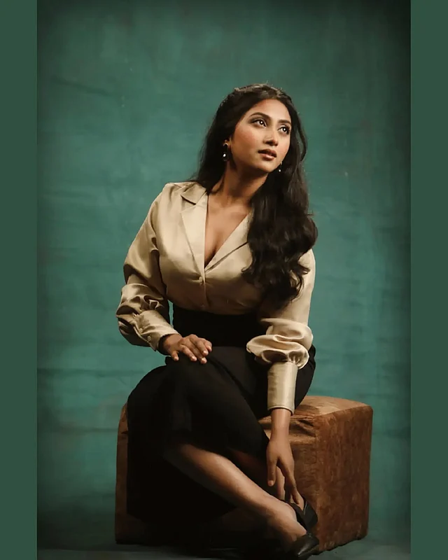 Fohisha ayolning samimiy fotosuratlari