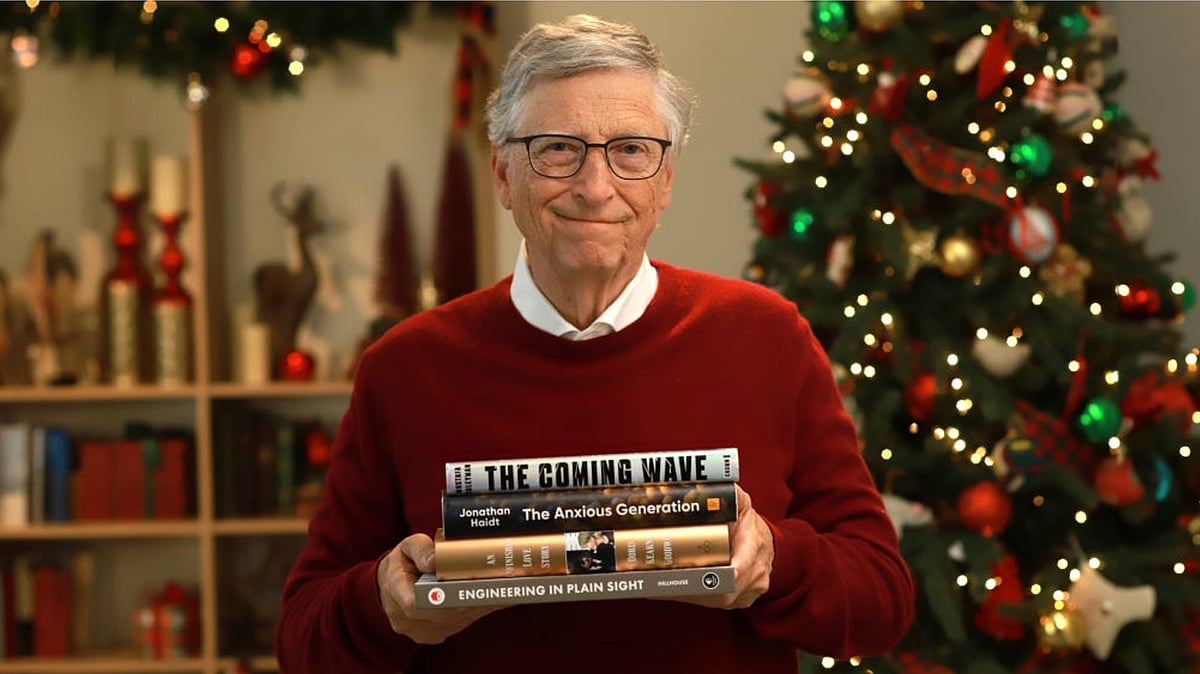 সম্প্রতি নিজের ব্লগ গেটসনোটসে বিল গেটস লিখেছেন তাঁর এ বছর পড়া প্রিয় বইগুলোর কথা।