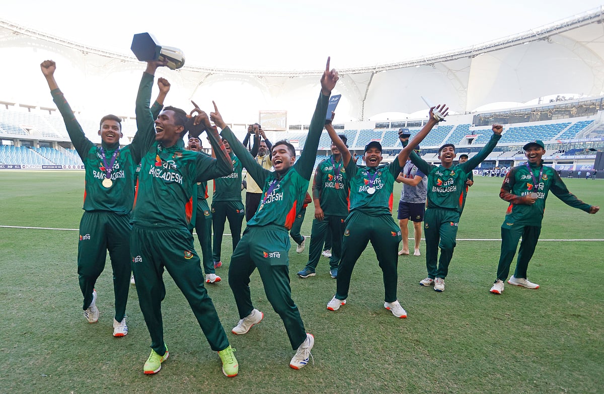 ভারতকে হারিয়ে যুব এশিয়া কাপ জিতেছে বাংলাদেশ