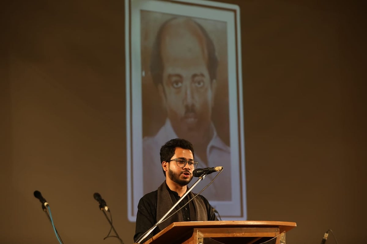 শহীদ বুদ্ধিজীবী দিবস উপলক্ষে আয়োজিত ‘শহীদ পরিবারের তৃতীয় প্রজন্মের অনুভূতি প্রকাশ’ শীর্ষক অনুষ্ঠানে কথা বলেন মুক্তিযুদ্ধে শহীদ সাংবাদিক খন্দকার আবু তালেবের নাতি খন্দকার রাগীব আহসান। আজ শনিবার রাজধানীর আগারগাঁওয়ে মুক্তিযুদ্ধ জাদুঘর মিলনায়তনে