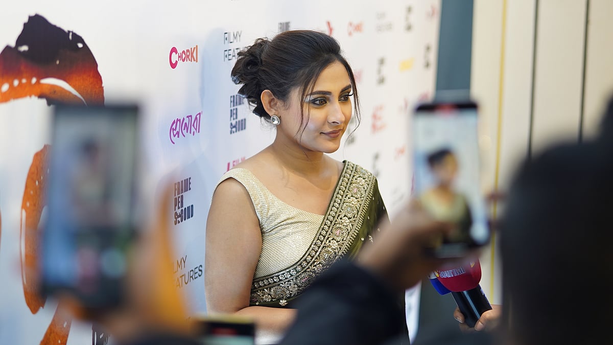 সংবাদ সম্মেলনে মেহজাবীন