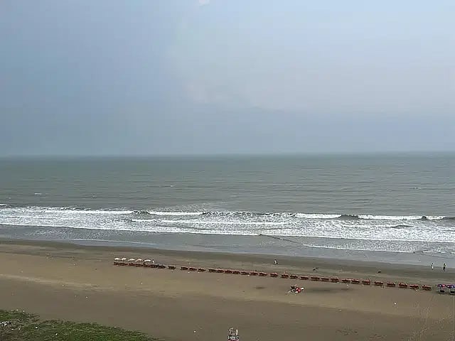 দেশের চট্টগ্রাম, মোংলা, পায়রা সমুদ্রবন্দর ও কক্সবাজারে ১ নম্বর দূরবর্তী সতর্কসংকেত দিয়েছে আবহাওয়া অফিস