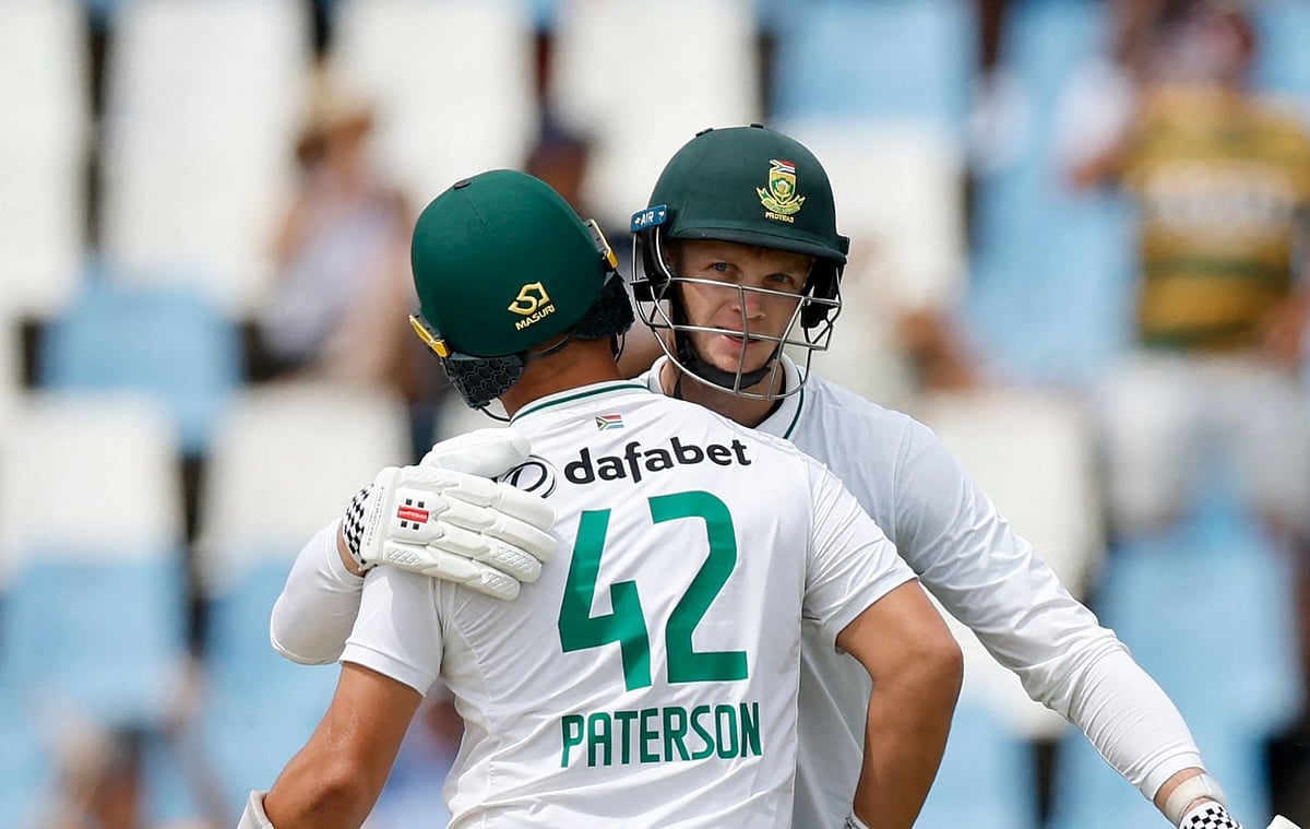 দক্ষিণ আফ্রিকার দুই ‘বুড়ো’ ডেন প্যাটারসন ও করবিন বশ