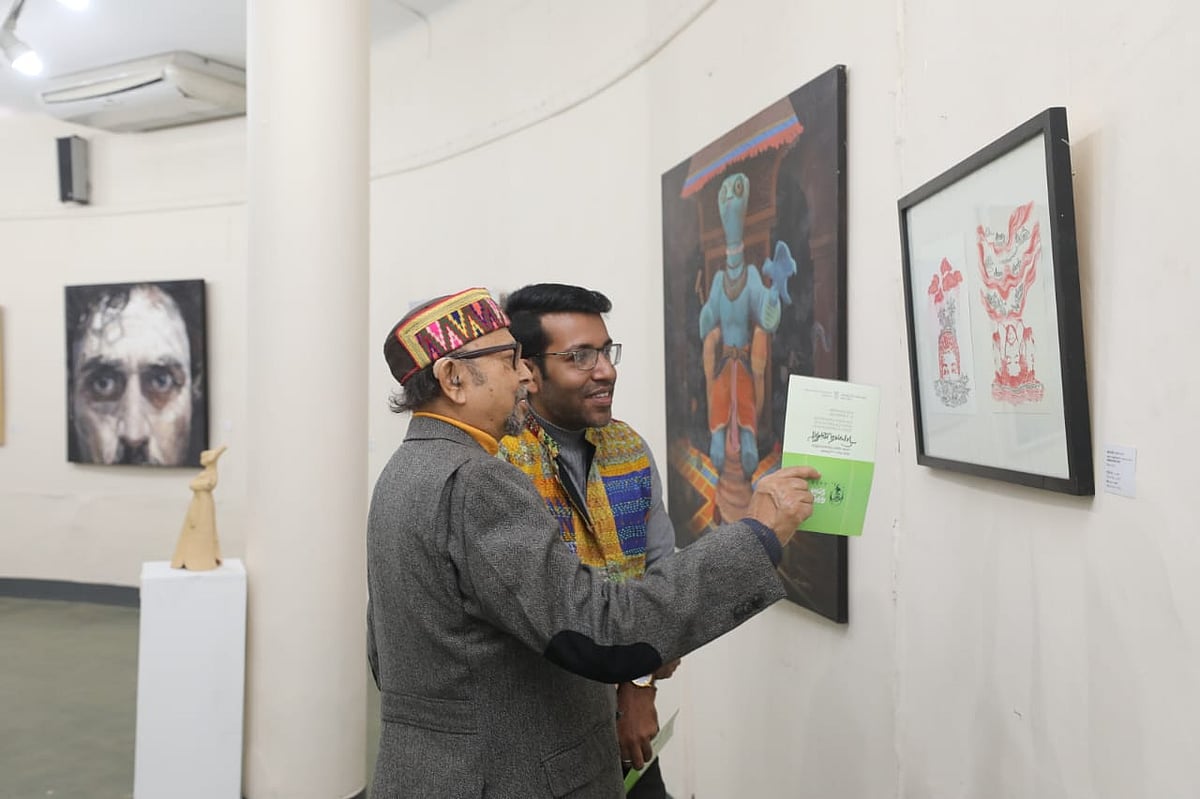 তিন দিনব্যাপী জয়নুল উৎসব ২০২৪–এর উদ্বোধন হয়েছে আজ। শিল্পকর্ম প্রদর্শনী চলছে। চারুকলা অনুষদ, ঢাকা বিশ্ববিদ্যালয়, ২৭ ডিসেম্বর