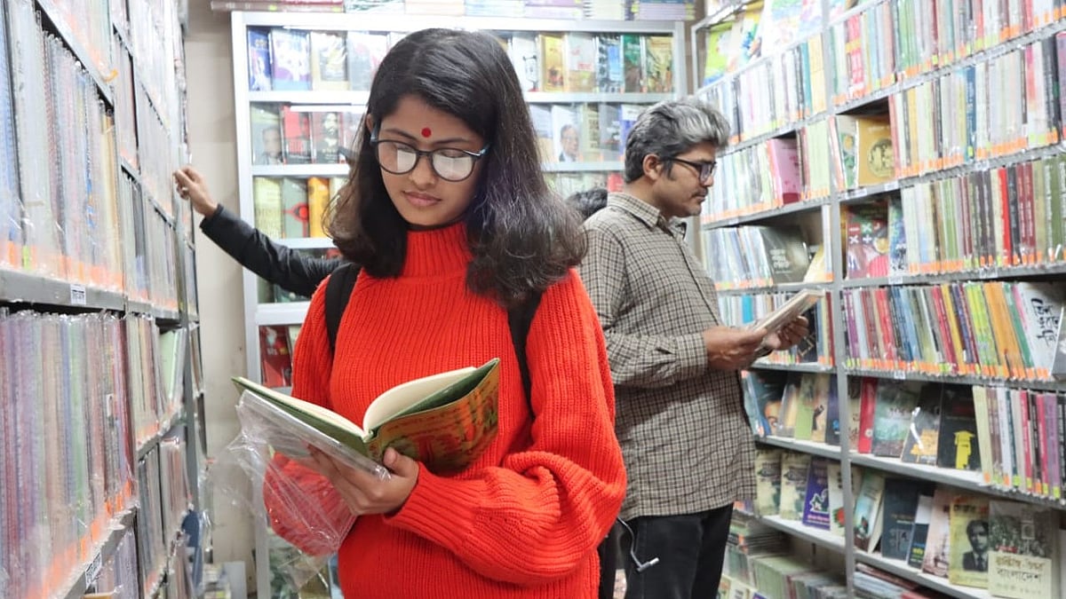 আসতে আসতেই বইয়ের সঙ্গে ওদের সন্ধি হবে