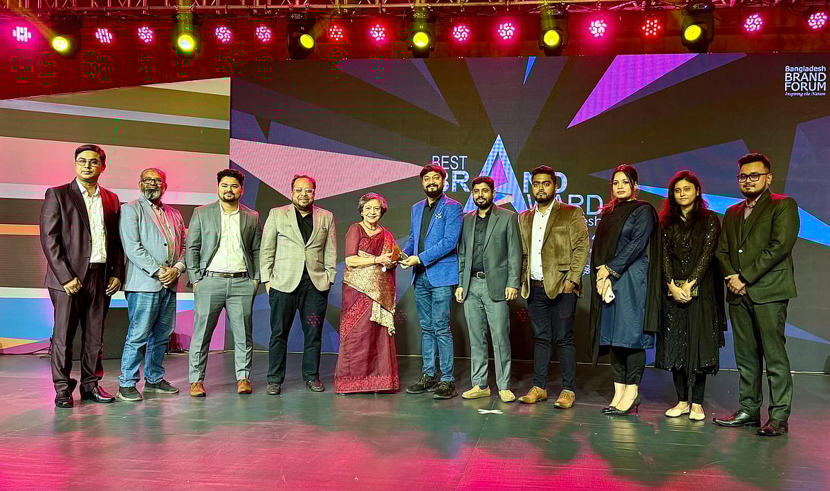 সিরামিকস ক্যাটাগরিতে এ বছরের সেরা ব্র্যান্ড হয়েছে আকিজ সিরামিকস