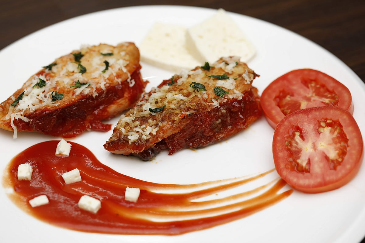 টমেটো রেলিশ স্টাফিং চিকেন