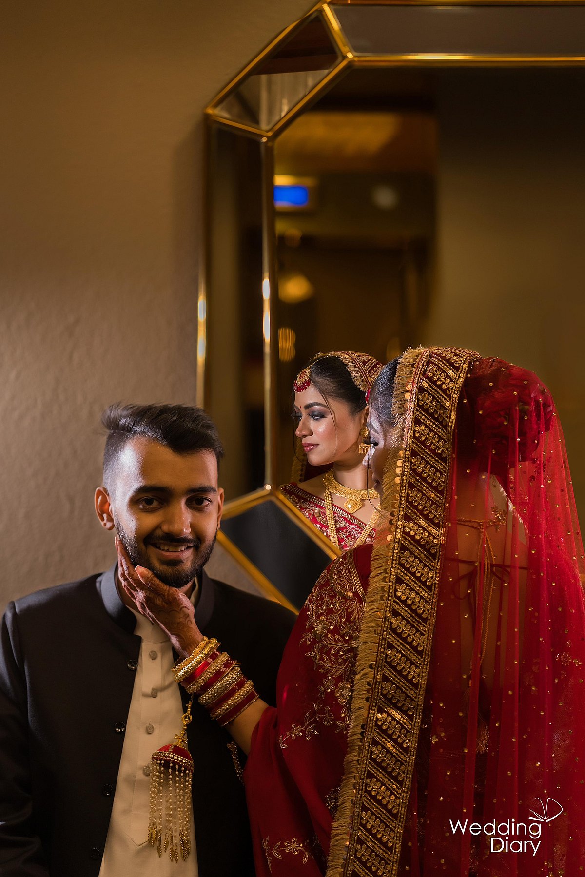 Yalangoch ayol tanasi tola