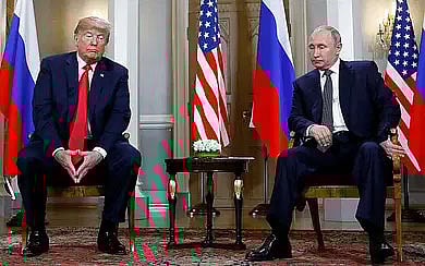 যুক্তরাষ্ট্রের নবনির্বাচিত প্রেসিডেন্ট ডোনাল্ড ট্রাম্প ও রাশিয়ার প্রেসিডেন্ট ভ্লাদিমির পুতিন