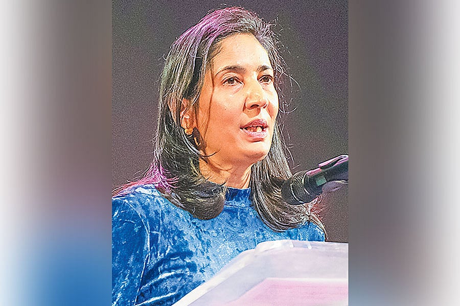 কিরণ দেশাই