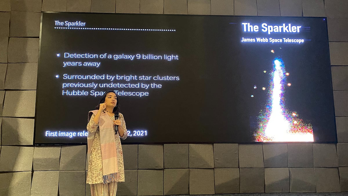 যুক্তরাষ্ট্রের ওয়েলেসলি কলেজের সহকারী অধ্যাপক লামীয়া আশরাফ মওলা