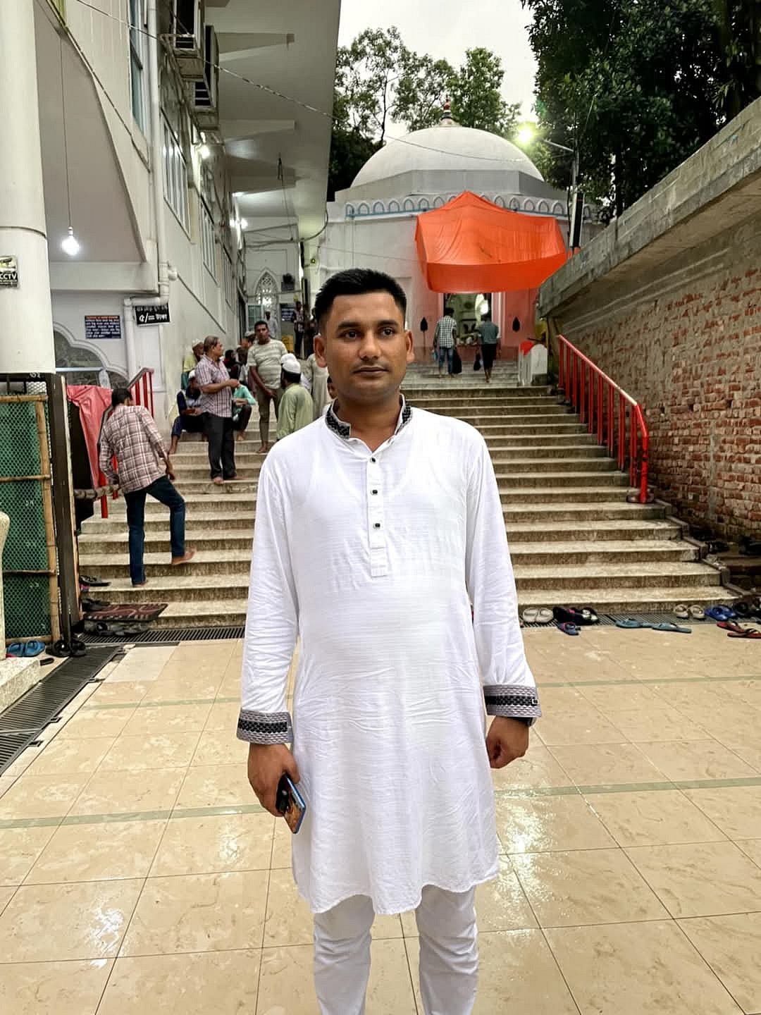 নিষিদ্ধ সংগঠন ছাত্রলীগের শরীয়তপুর সরকারি কলেজ শাখার সভাপতি সোহাগ ব্যাপারী