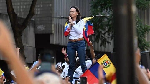 মারিয়া কোরিনা মাচাদো গতকাল কারাকাসে এক বিক্ষোভ সমাবেশে যোগ দেন