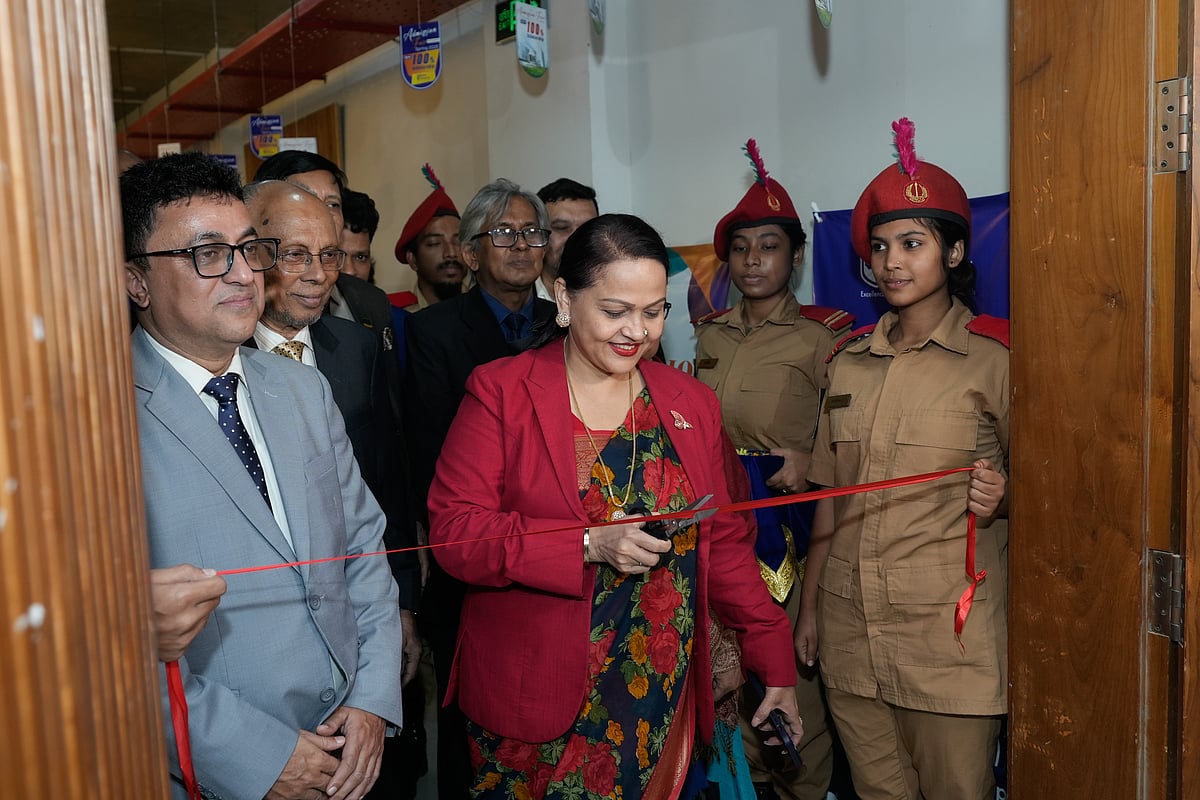 উত্তরা ইউনিভার্সিটিতে শুরু হয়েছে ১৪ দিনব্যাপী ‘ভর্তি মেলা স্প্রিং-২০২৫’। মেলার উদ্বোধন করেন উপাচার্য ইয়াসমীন আরা