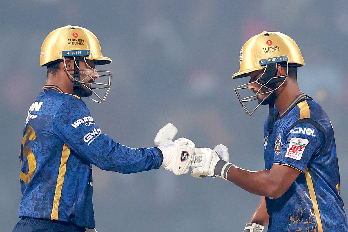 ২৪১ রানের জুটি গড়েছেন লিটন দাস (বাঁয়ে) ও তানজিদ হাসান