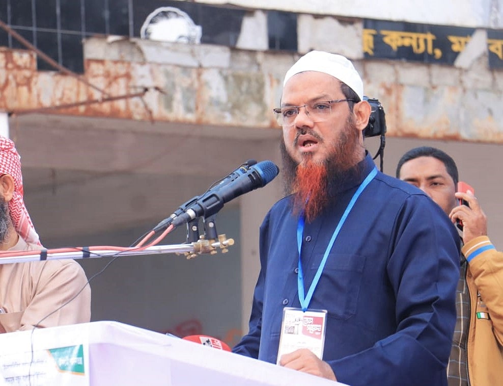 বরিশালে ইসলামী ছাত্র আন্দোলনের জেলা সম্মেলনে প্রধান অতিথির বক্তৃতা দেন মুফতি সৈয়দ ফয়জুল করিম। সোমবার বিকেলে নগরের কেন্দ্রীয় শহীদ মিনারে