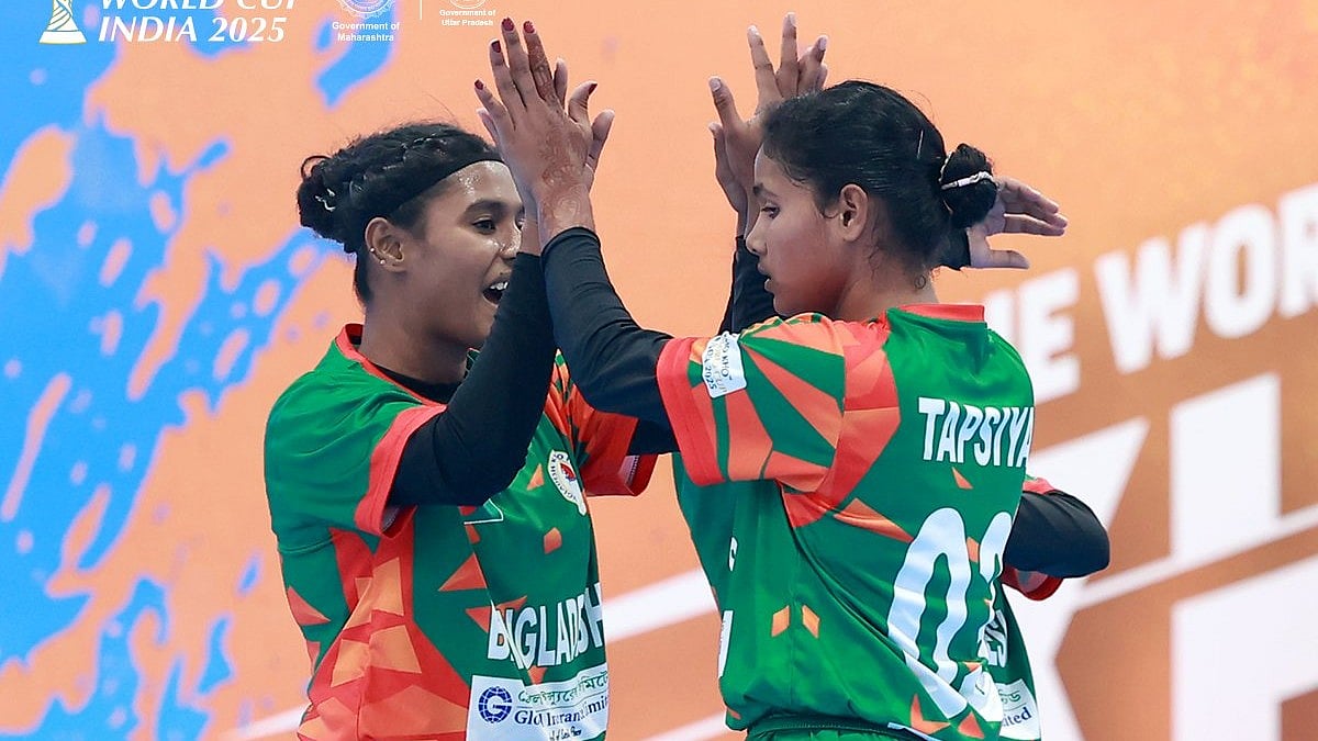 মেয়েদের বিভাগে ৩ জয়ে গ্রুপ রানার্সআপ হয়ে সেরা আটে জায়গা করেছে বাংলাদেশ