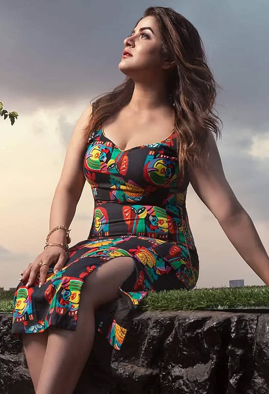 Shauna Sand uy qurilishi jinsiy aloqa Hammomda etuk ayollar bilan xususiy jinsiy aloqa porno