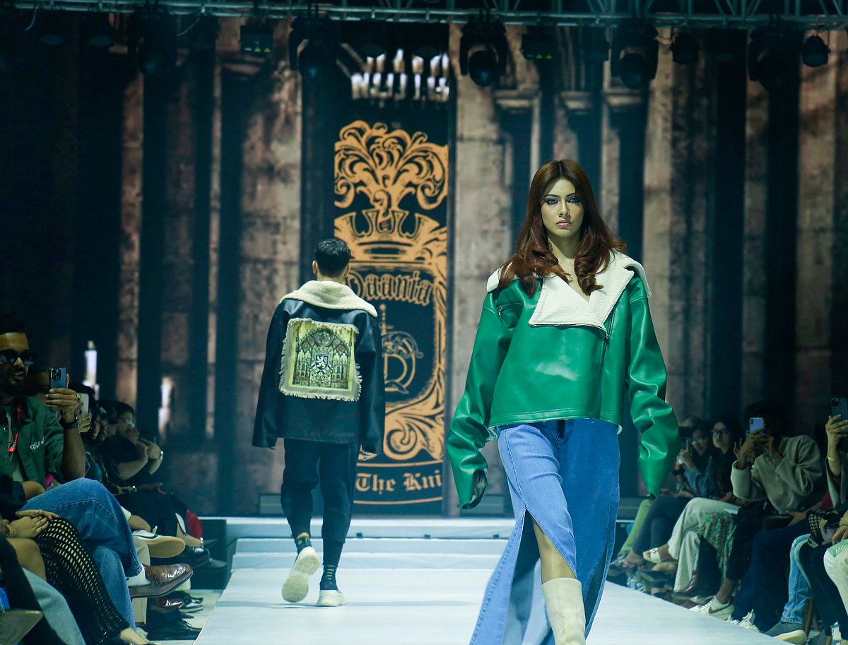 দানিয়ার কালেকশনে দেখা গেছে নানা ধরনের জ্যাকেট