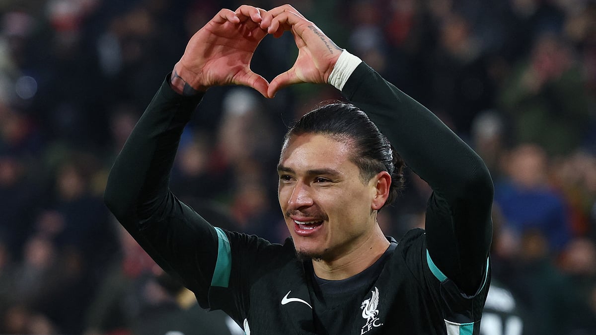 জোড়া গোলে লিভারপুলকে জিতিয়েছেন দারউইন নুনিয়েজ