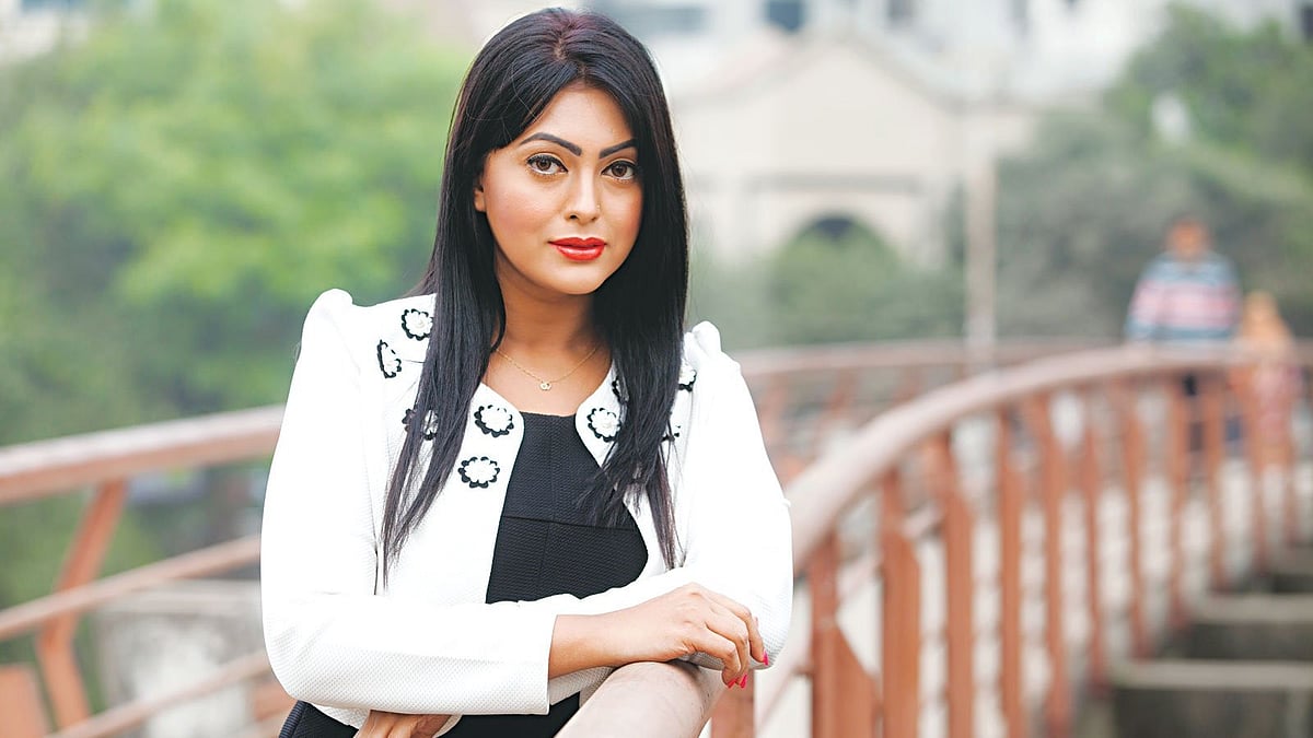 নায়িকা নিপুণ। ফেসুবক থেকে