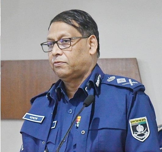 ৪৩তম বিসিএস (পুলিশ) ব্যাচের এএসপি ওরিয়েন্টেশন কোর্সের সমাপনী অনুষ্ঠানে বক্তব্য দেন পুলিশের মহাপরিদর্শক বাহারুল আলম। পুলিশ সদর দপ্তর, ঢাকা। ২৩ জানুয়ারি