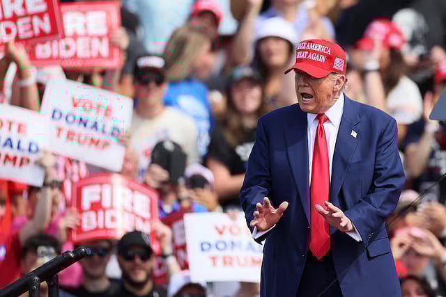 যুক্তরাষ্ট্রের প্রেসিডেন্ট ডোনাল্ড ট্রাম্প