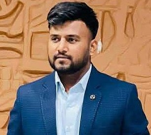 খুলনা বিশ্ববিদ্যালয়ের ছাত্র অর্ণব কুমার সরকার