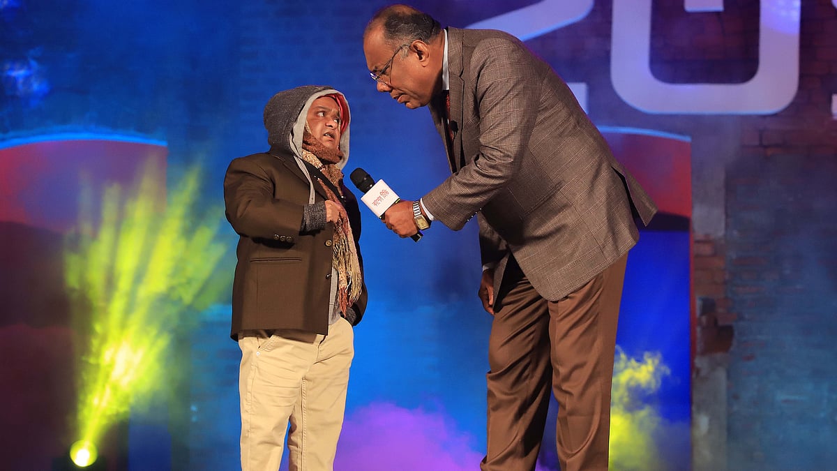 ঠাকুরগাঁওয়ের মঞ্চে এবার নাতিকে দেখা গেলেও দেখা যায়নি নানিকে