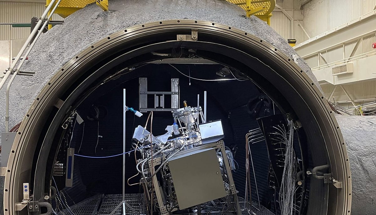 সিয়েরা স্পেসের তৈরি এই গোলক চাঁদের অনুরূপ তাপমাত্রা ও চাপ তৈরি করতে পারে