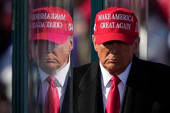 যুক্তরাষ্ট্রের প্রেসিডেন্ট ডোনাল্ড ট্রাম্প