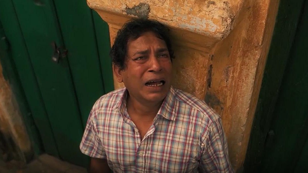 ‘অন্ধকারের গান’ –এ মোশাররফ করিম। ফেসবুক থেকে