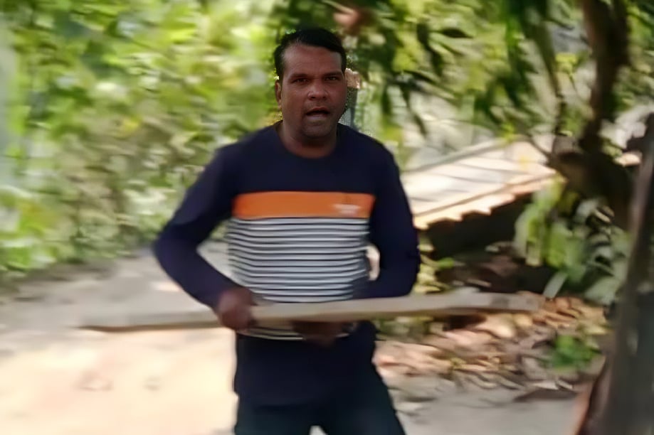 মন্টু হাওলাদার