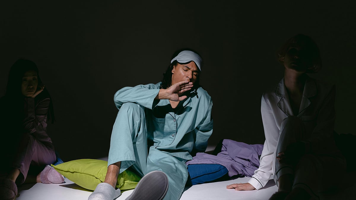 প্রত্যেক পূর্ণবয়স্ক মানুষের দিনে অন্তত ৭ ঘণ্টা ঘুমানো উচিত