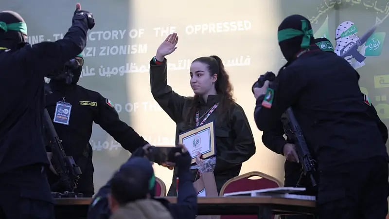 জিম্মি ইসরায়েলি সামরিক পর্যবেক্ষক আগাম বারগারকে মুক্তি দেওয়া হয়েছে