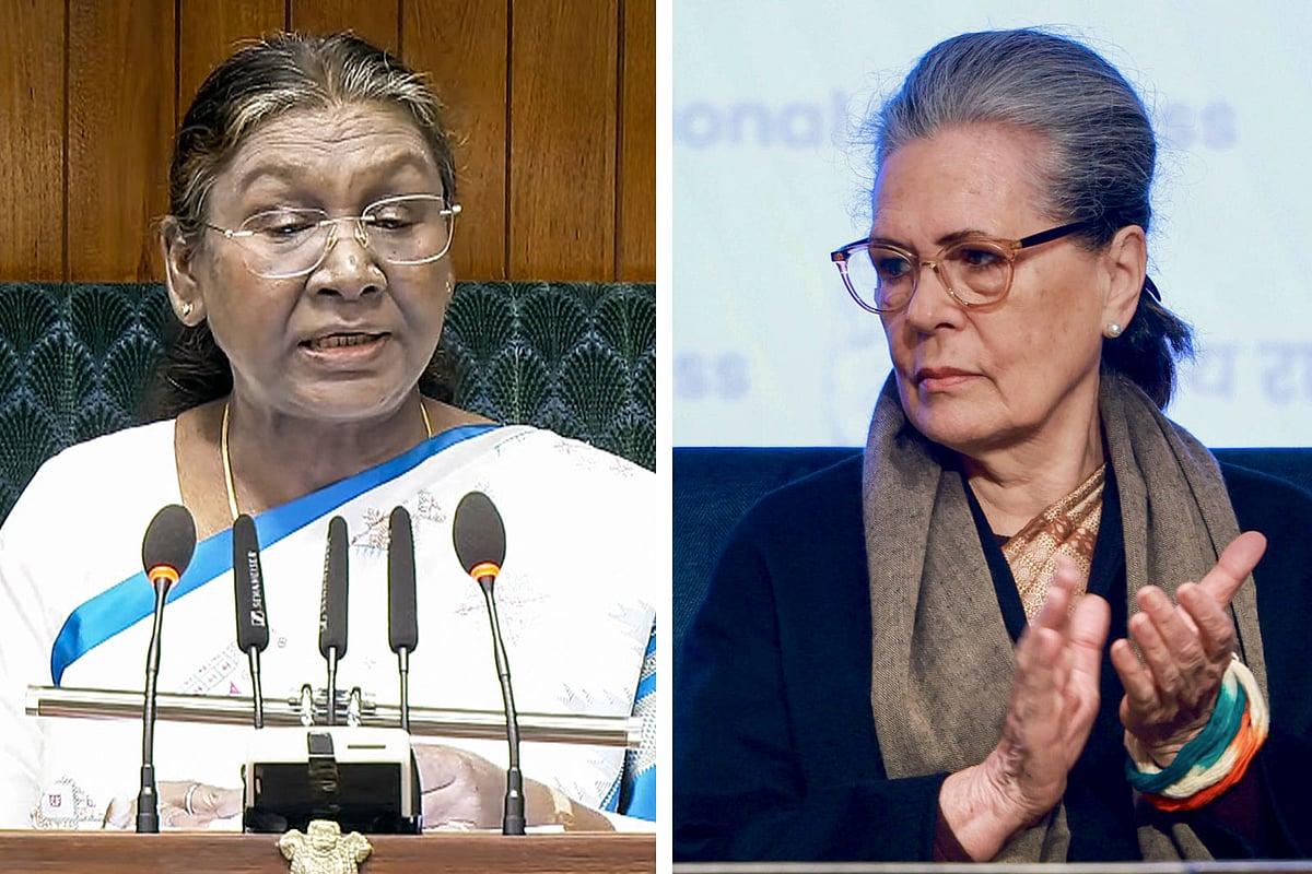 ভারতের রাষ্ট্রপতি দ্রৌপদী মুর্মু ও কংগ্রেস নেত্রী সোনিয়া গান্ধী