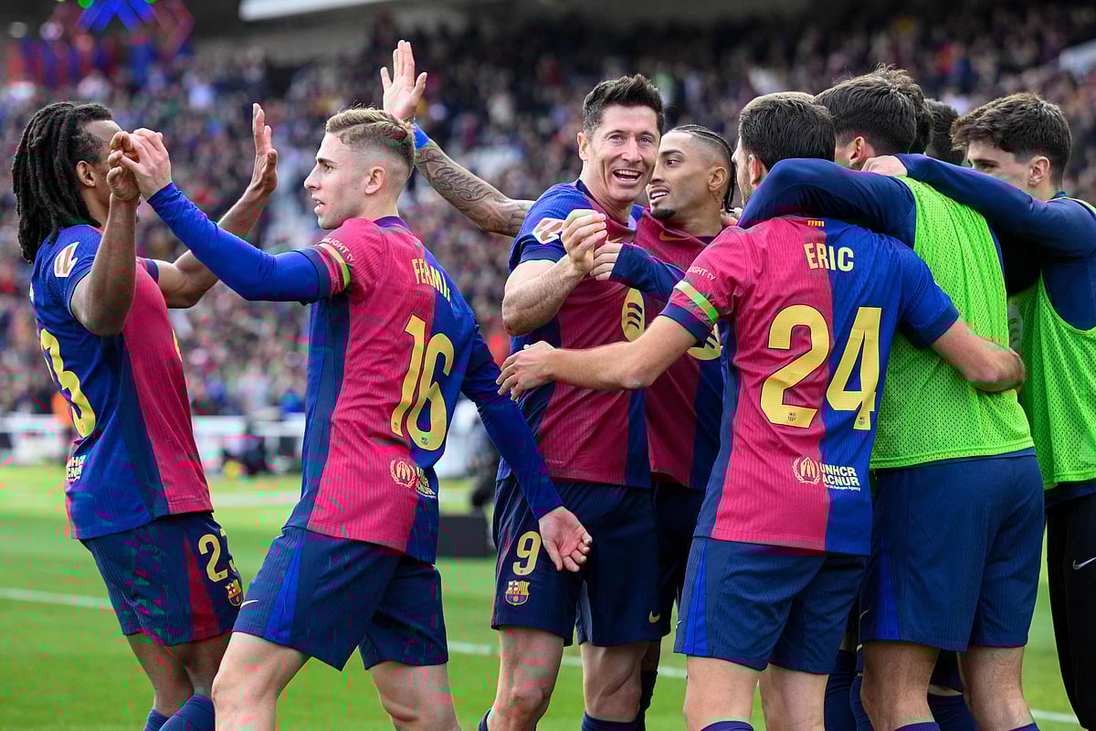 রিয়ালের আরও কাছে বার্সা