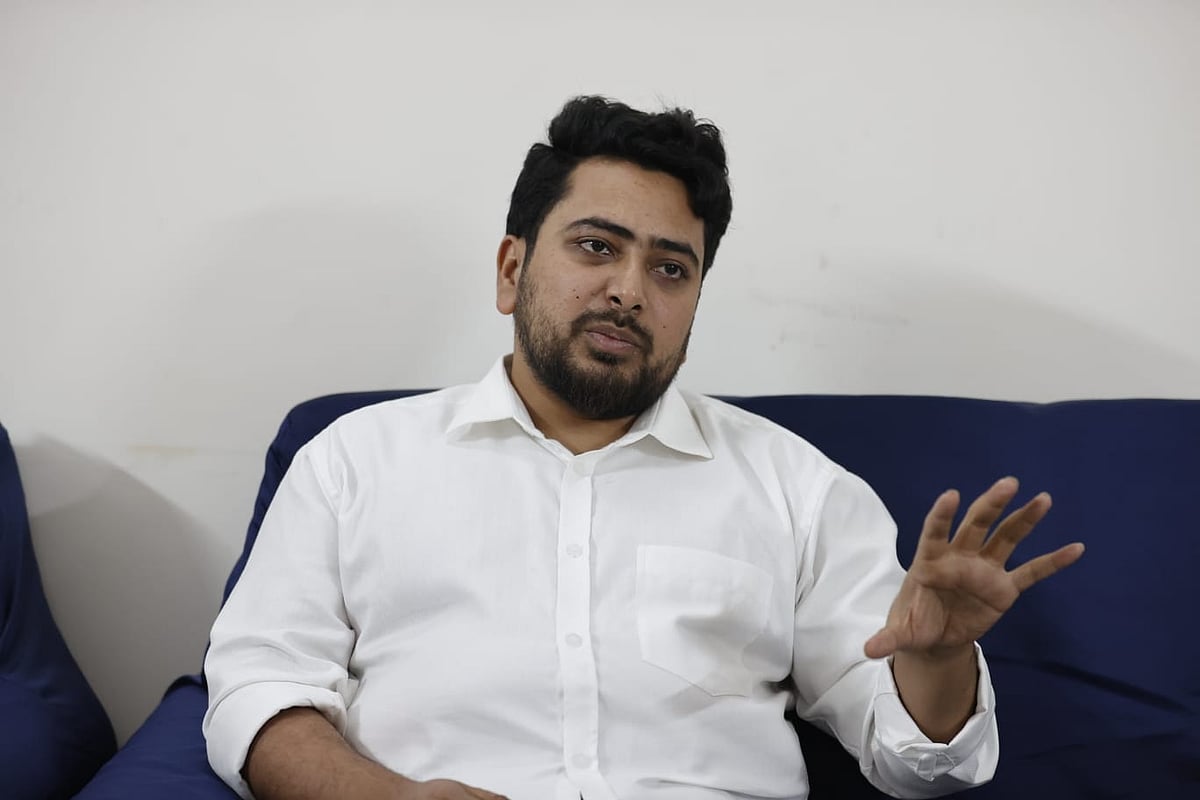 অন্তর্বর্তী সরকারের উপদেষ্টা নাহিদ ইসলাম