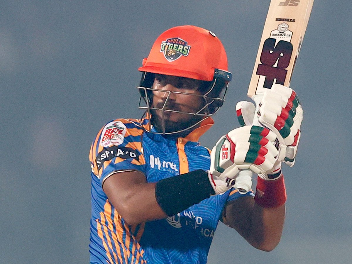 এবারের বিপিএলে খুলনা টাইগার্সের হয়ে ৫১১ রান করেছেন মোহাম্মদ নাঈম