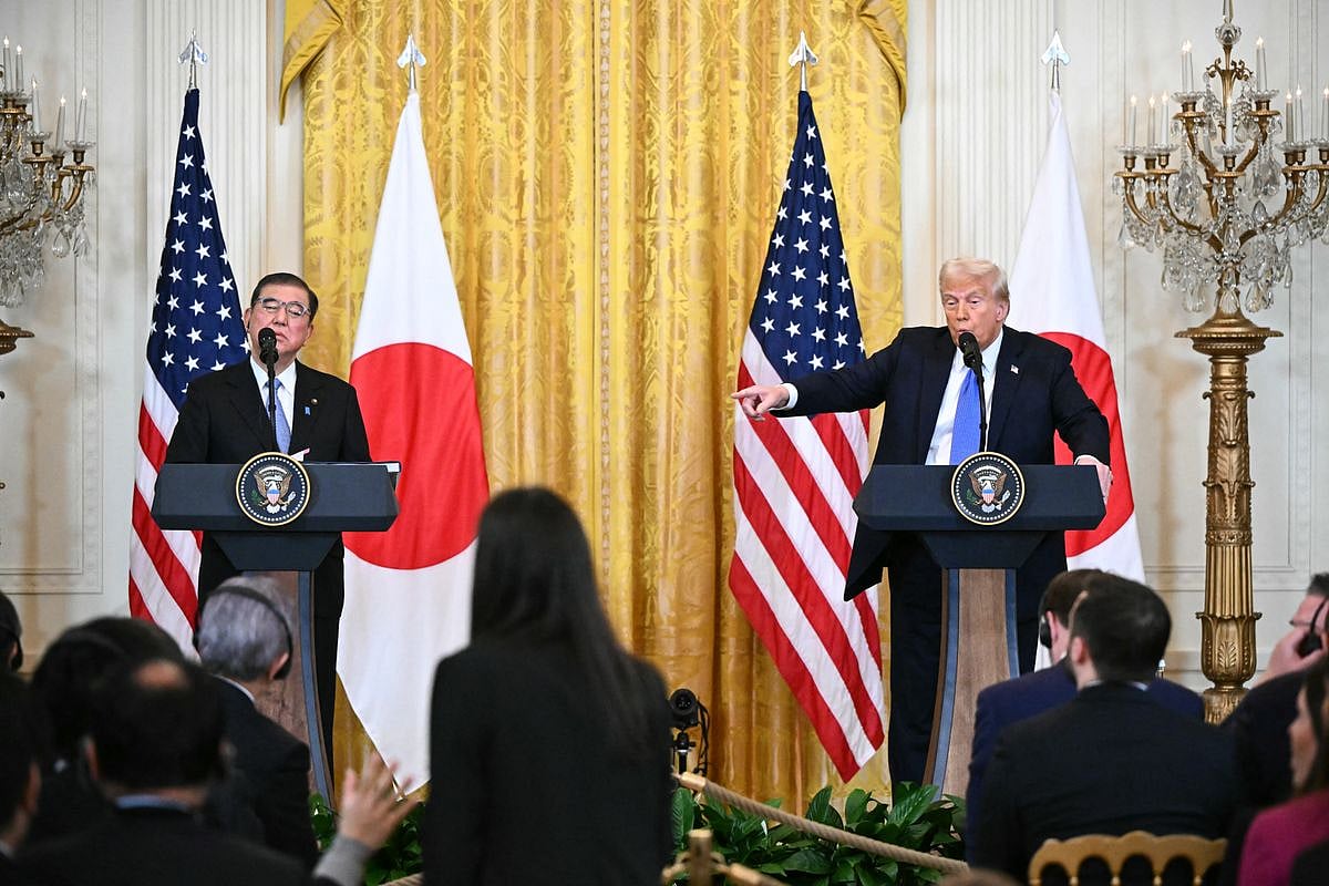 জাপানের প্রধানমন্ত্রী শিগেরু ইশিবা ও যুক্তরাষ্ট্রের প্রেসিডেন্ট ডোনাল্ড ট্রাম্প