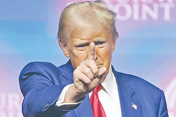 মার্কিন প্রেসিডেন্ট ডোনাল্ড ট্রাম্প