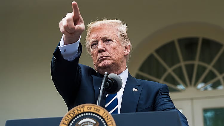 যুক্তরাষ্ট্রের প্রেসিডেন্ট ডোনাল্ড ট্রাম্প