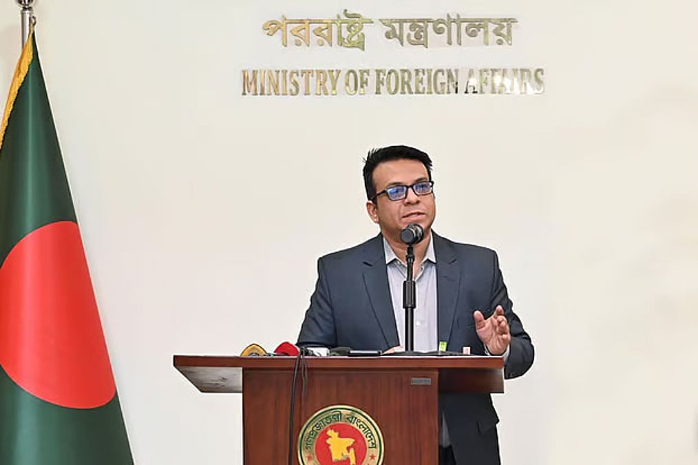 Pantyhose va külot jinsiy aloqa Chokayotgan laynerda porno