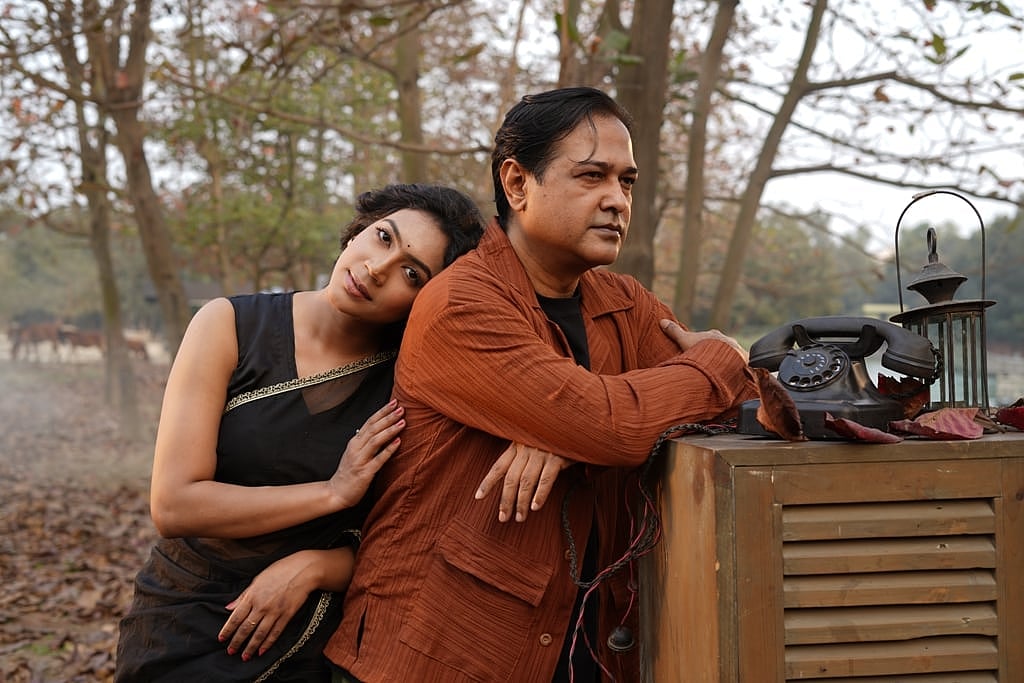 ‘কষ্ঠ ভীষণ’ গানের ভিডিওর শুটিংয়ে আসিফ আকবর ও মৌরী মাহদী